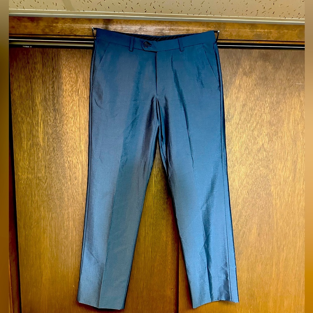 RARE!!!!! John Varvatos men’s size 32/32 dress pants. Used - good condition.